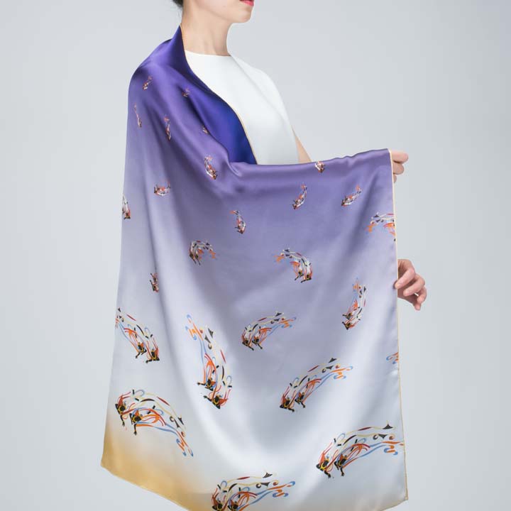 “飞天飞燕”90厘米方巾